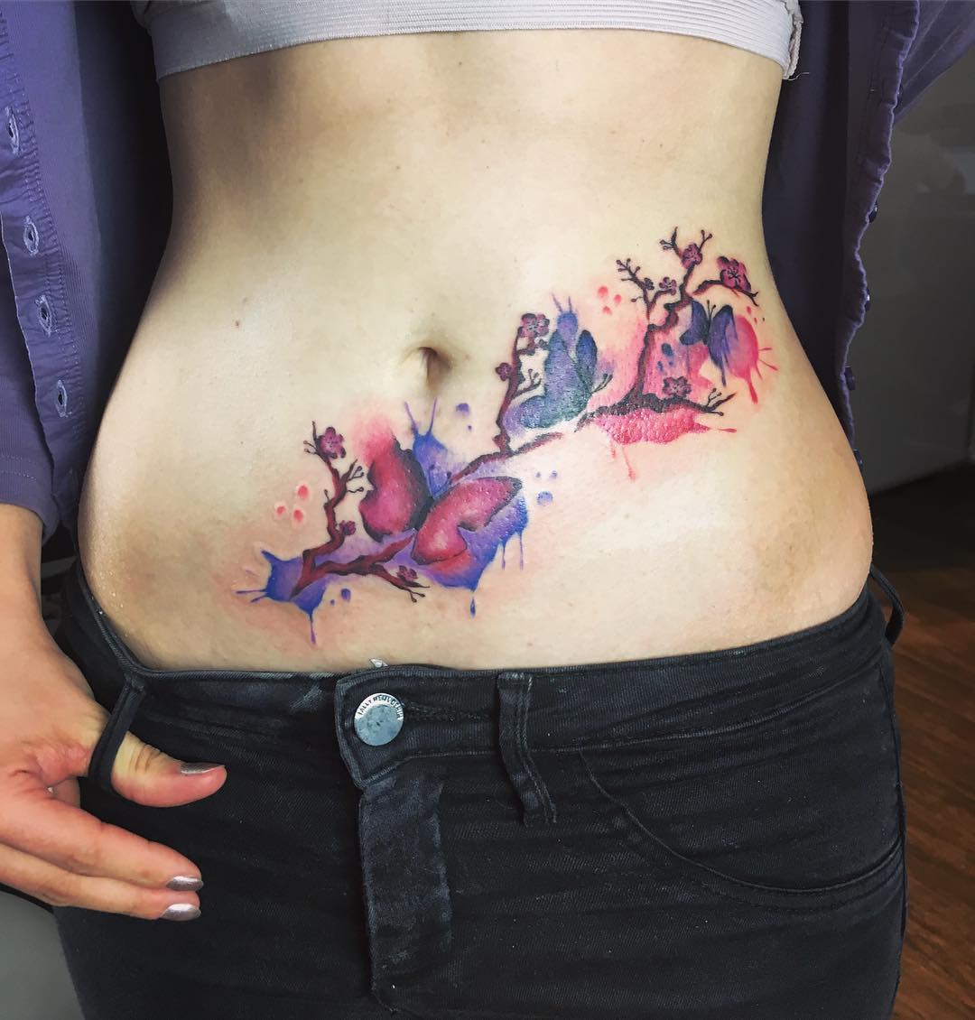 Tatuagem na barriga 70 desenhos INCRÍVEIS para inspirar a sua