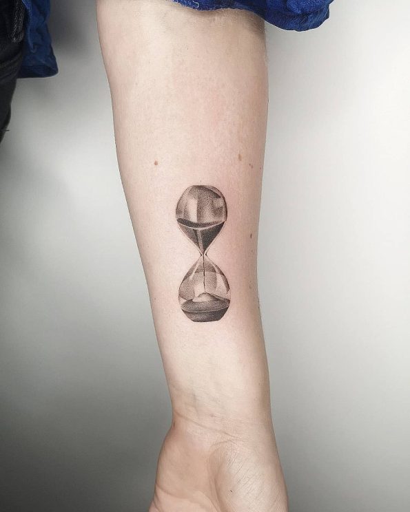 Tatuagem De Ampulheta Modelos Lindos E Cheios De Significado