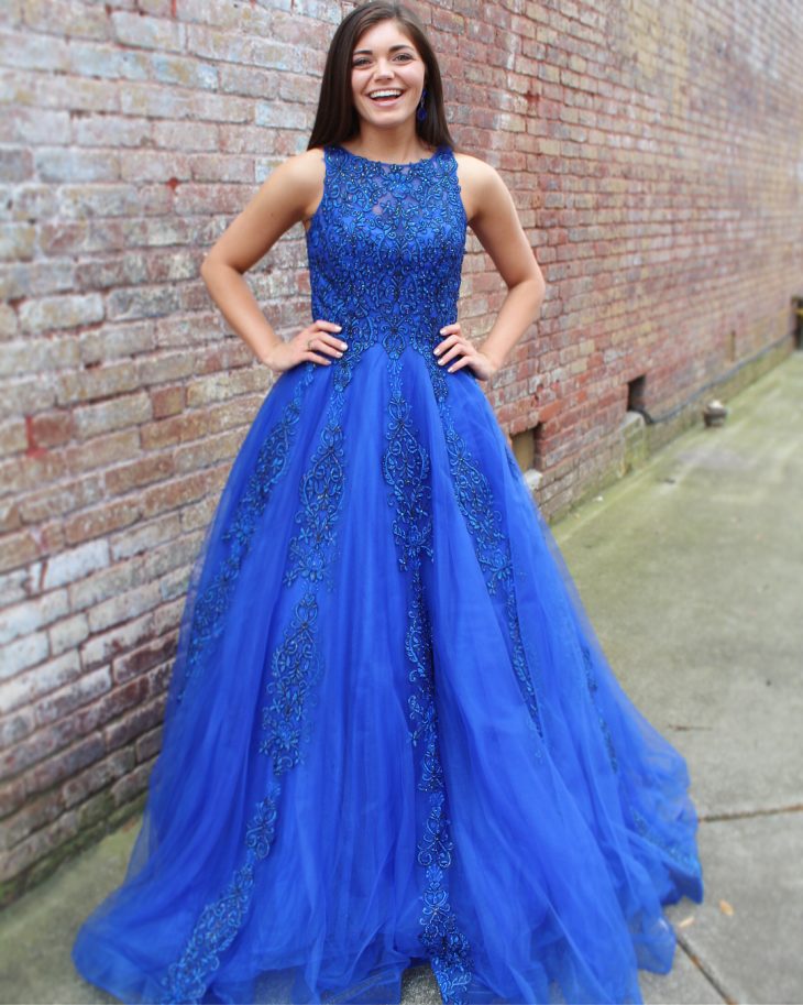 vestido simples azul royal