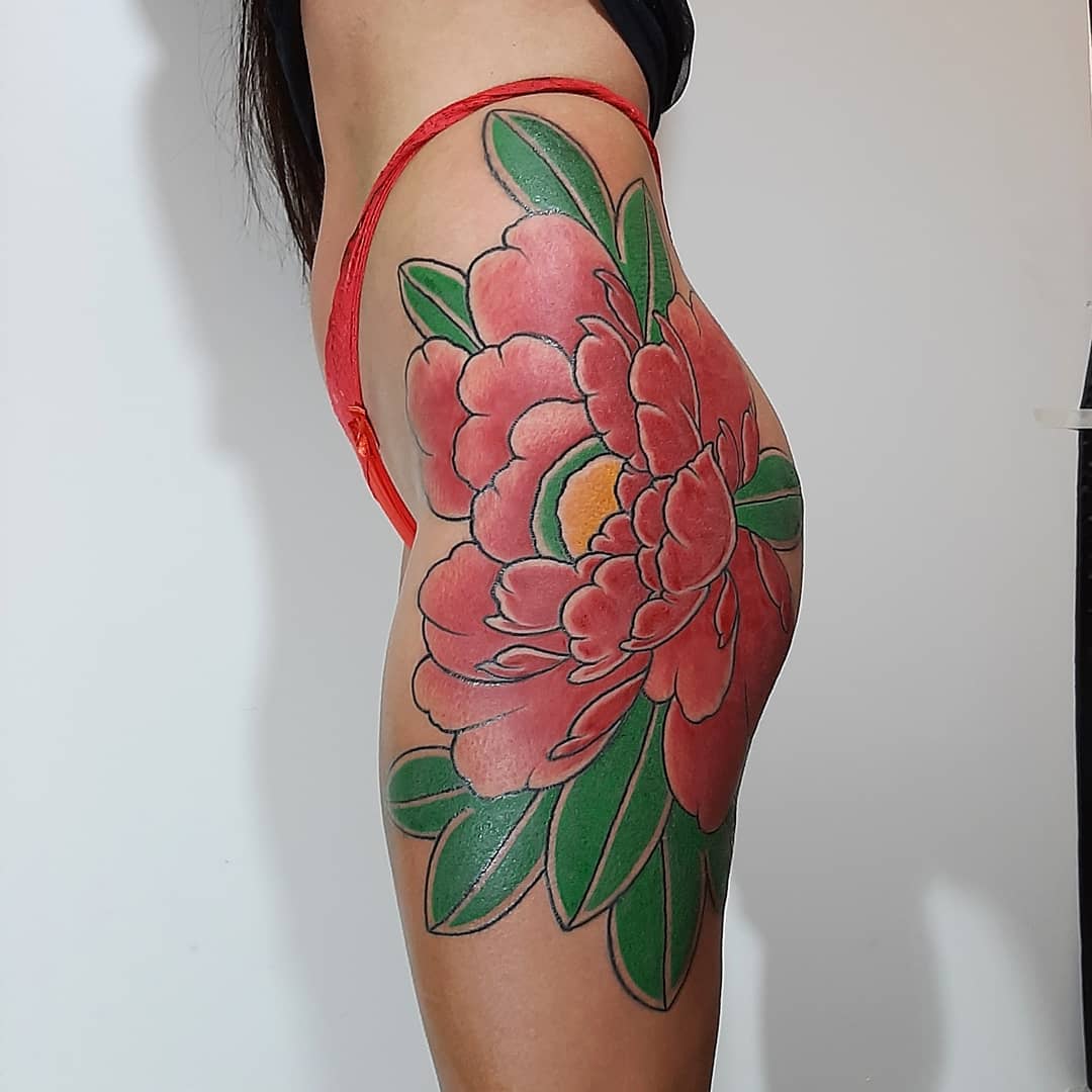 Peonias🍃 . . . . . . . . . . #tattoo #tattoopeonias #peonias #flores  #florestattoo #tattooflores | Instagram